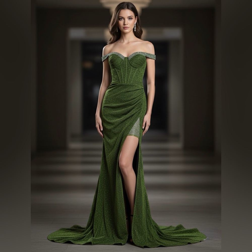 Elegant Green Off-Shoulder Evening Gown - Picture 1 of 7